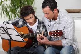 Teaching Guitar Playing
